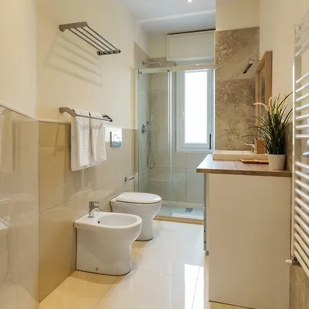 Cinque Terre The Square - Two Bathrooms Апартаменты Специя