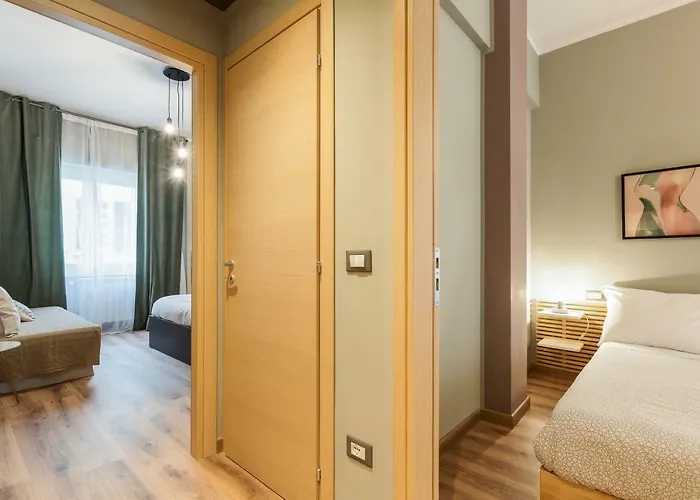 شقة Cinque Terre The Square - Two Bathrooms لا سبيتسْيا