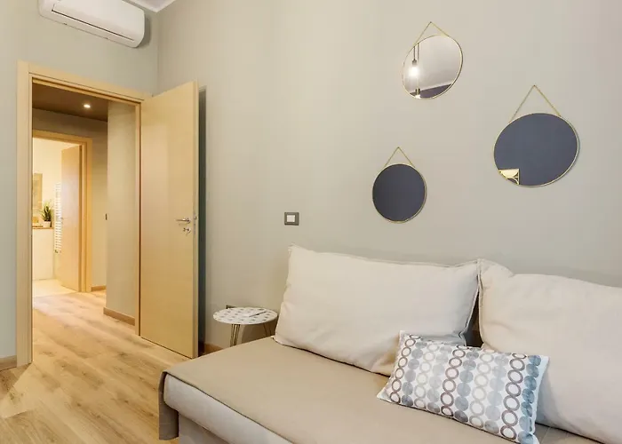 شقة Cinque Terre The Square - Two Bathrooms لا سبيتسْيا