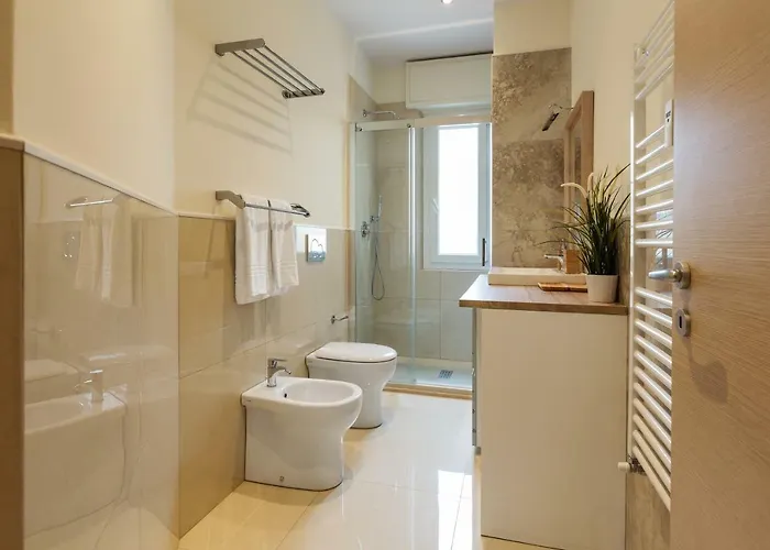Cinque Terre The Square - Two Bathrooms شقة لا سبيتسْيا
