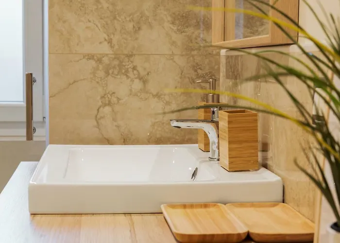 Cinque Terre The Square - Two Bathrooms شقة *